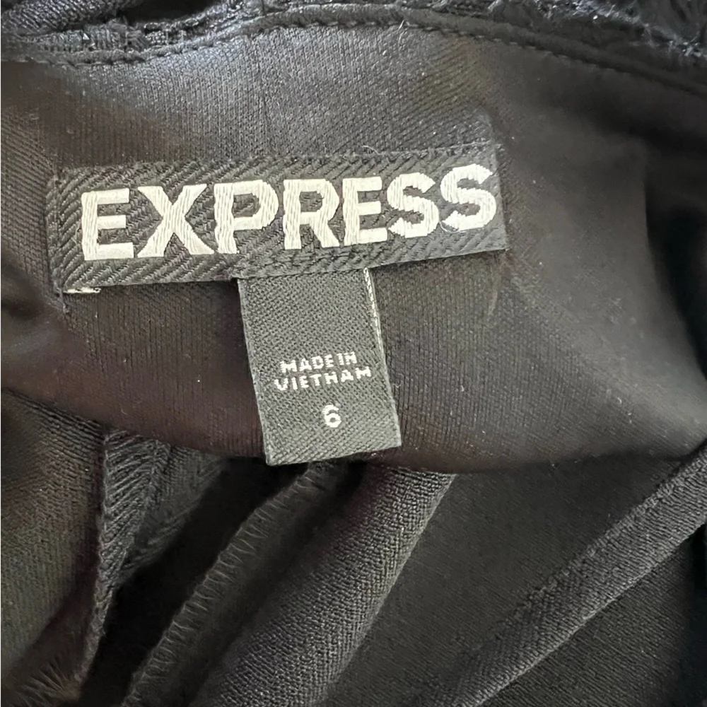 Express Black Keyhole Dress - Picture 6 of 6